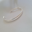 Bracelete Rígido Liso Banhado em Prata