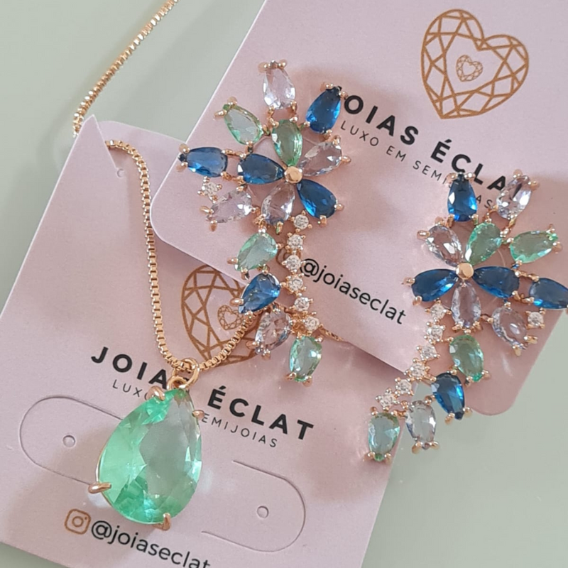 Conjunto Flor Azul e Verde com Colar e Brincos Banhados a Ouro 18K