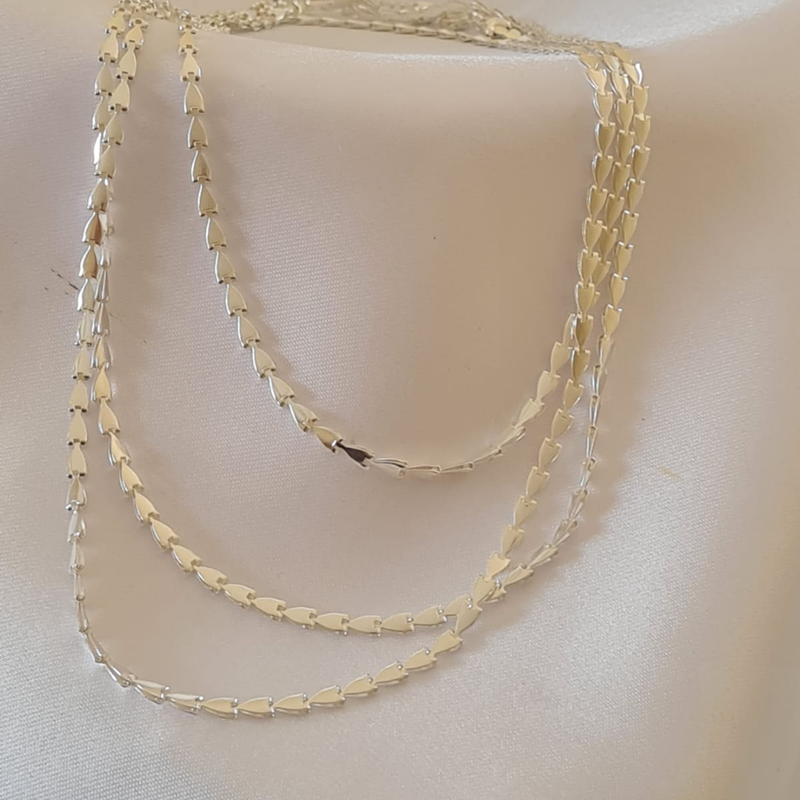 Colar de Corações - Banhado a Prata