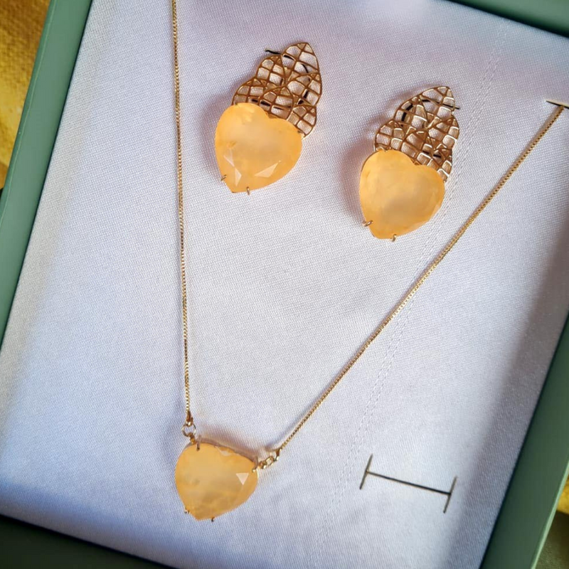 Conjunto Coração tom Âmbar Banhado a Ouro 18K