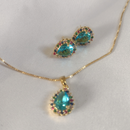 Conjunto Gota Encantadora em Azul com Minizircônias Vibrantes Banhado a Ouro 18k