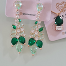 Conjunto Brincos Longos na cor Verde Esmeralda com Colar e Pingente